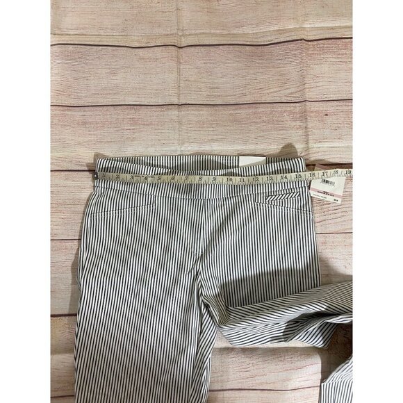 NWT Anne Klein Women's Stripe Slim Crop Casual Pants - 6 - Picture 5 of 13